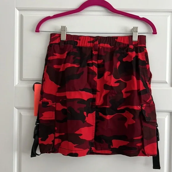 C'est Toi Camo Mini Skirt - Picture 4 of 6